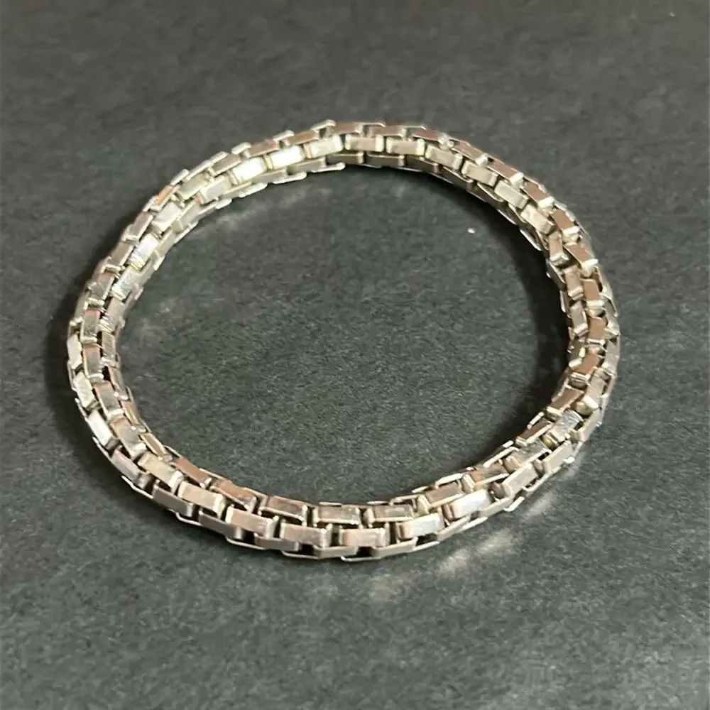 Vintage silver tone unisex chainlink bracelet one size‎ stretches